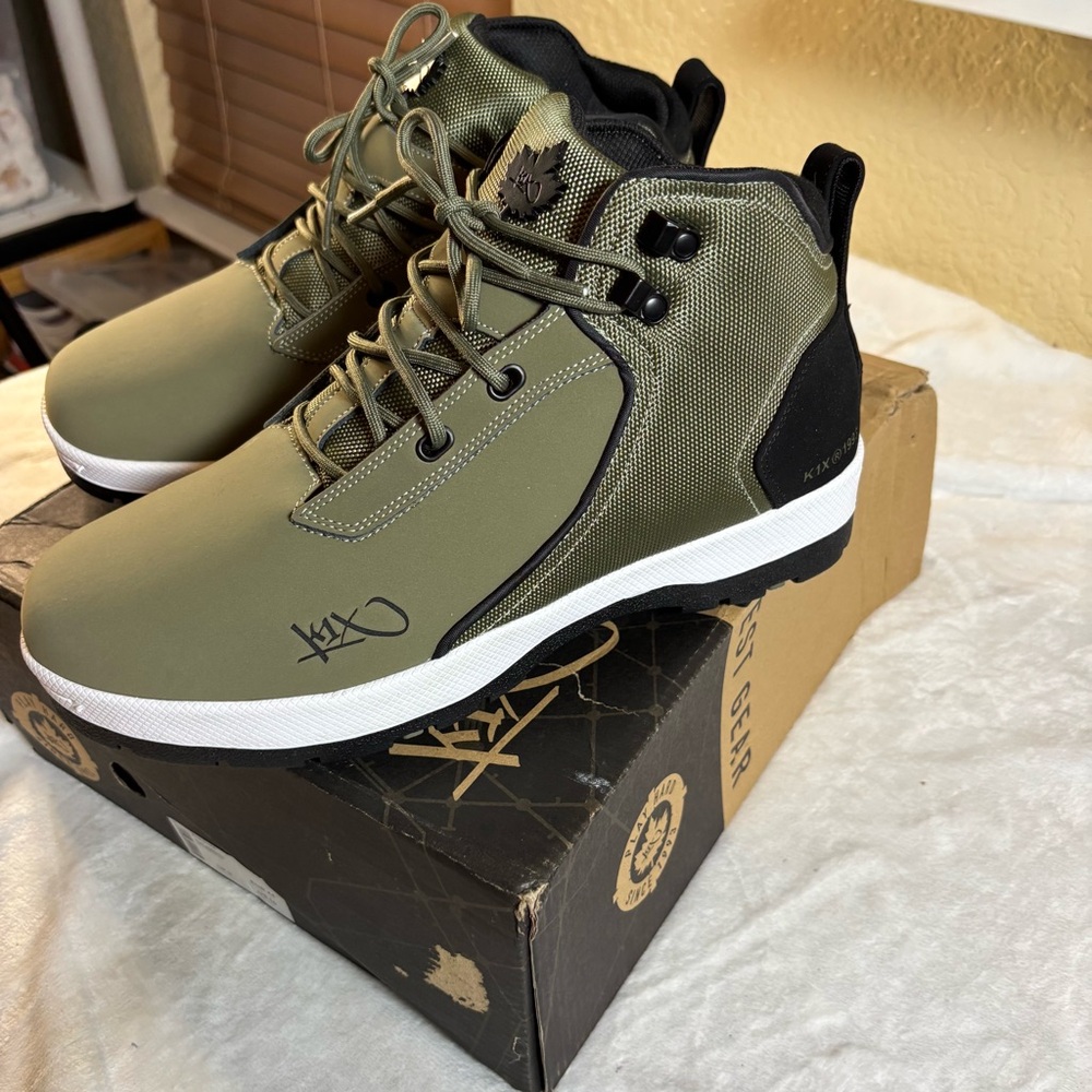 K1X H1KE Playhard Boots "K1XFWM" 10 Men’s Olive/Black/White NWB